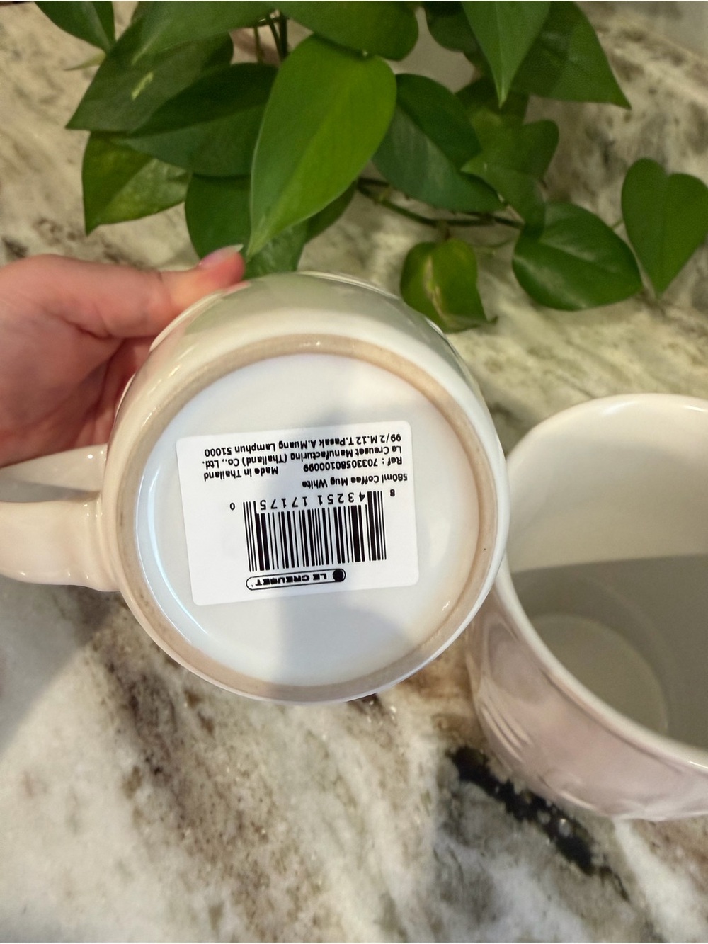 Le Creuset Cream Stoneware Mugs - Pair - Picture 5 of 8